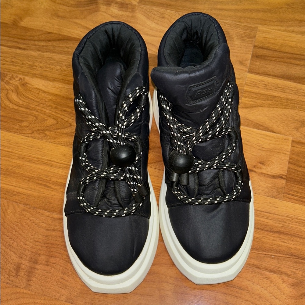 ASH Women's Igloo Sneaker in Black